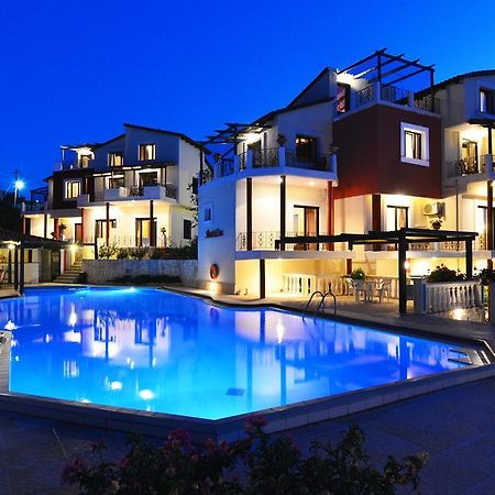 Antilia Apartments Tavronitis المظهر الخارجي الصورة